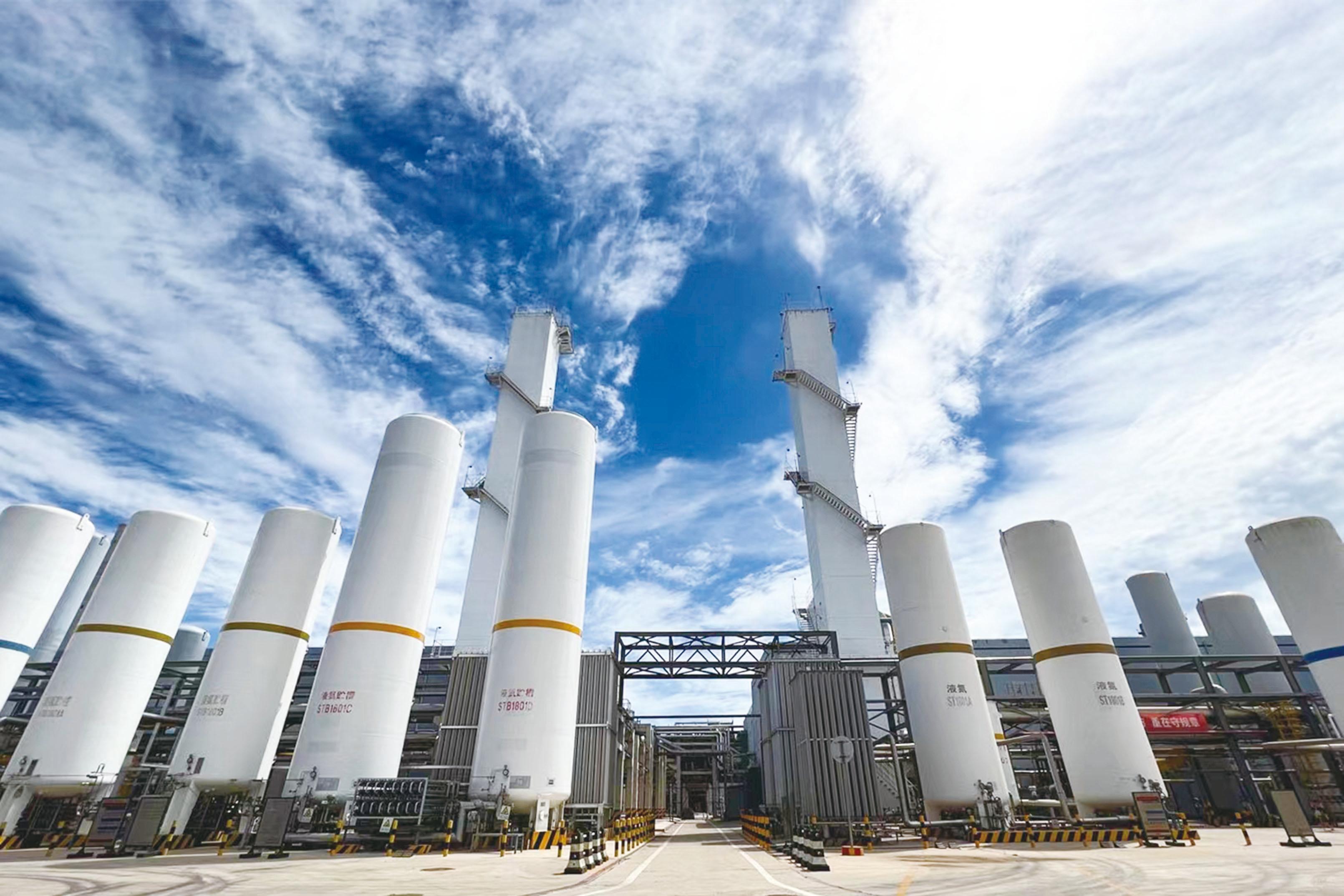 “兩高”行業(yè)核查組到海灣化(hua)學核查指導