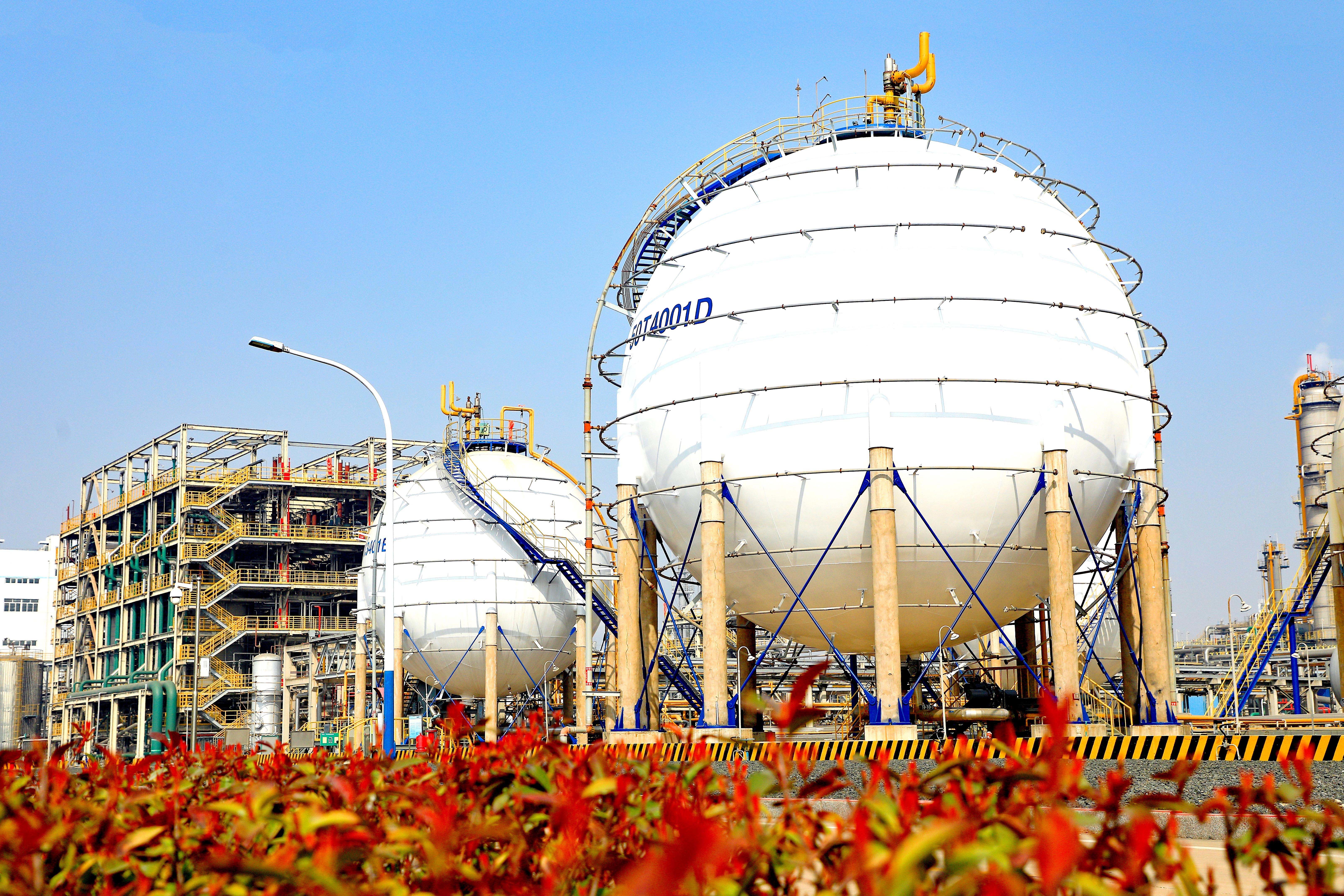 李明董事(shì)長安全檢(jian)查